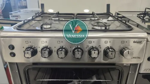 Cuisinière Marque Géant Cristal Ventiller En  Inox