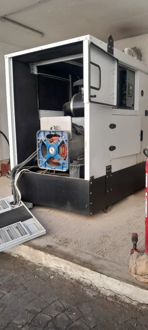 Installation et maintenance de groupe électrogène