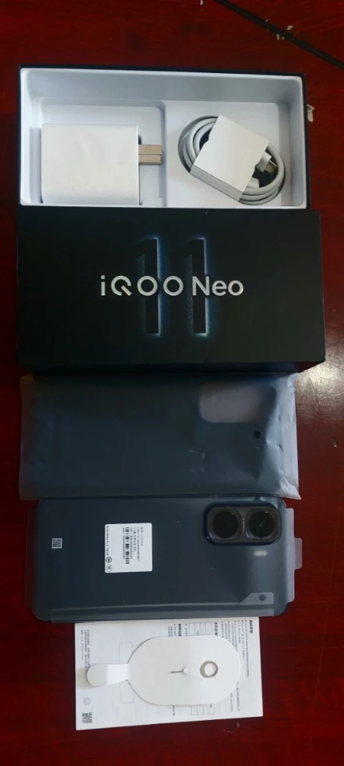 VIVO Iqoo Neo 11