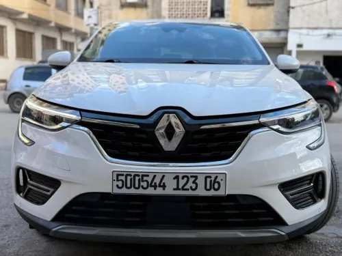 Renault Arkana 2023 E-tech Engeered