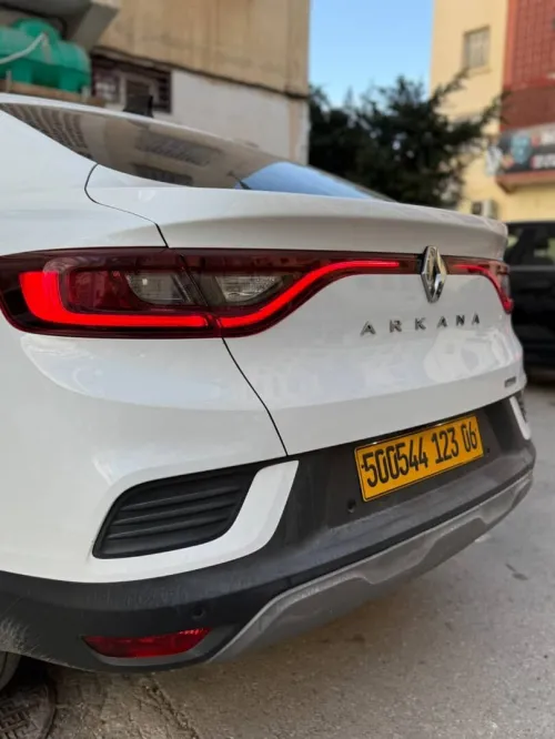 Renault Arkana 2023 E-tech Engeered