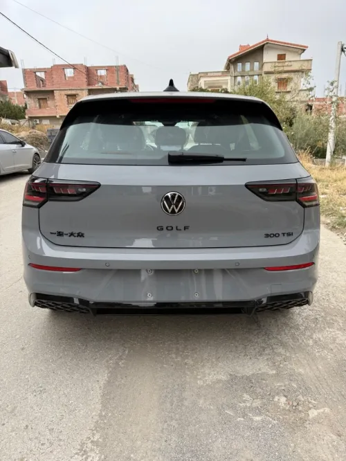 Volkswagen Golf 8.5 2025 R lien
