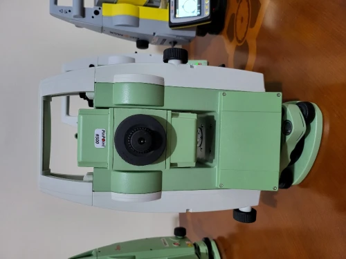 Station Total Leica اجهزه طوبوغرافيه بالضمان appareil topographique