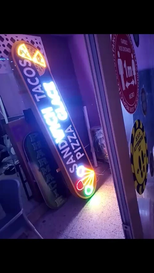 PANEAUX LED 