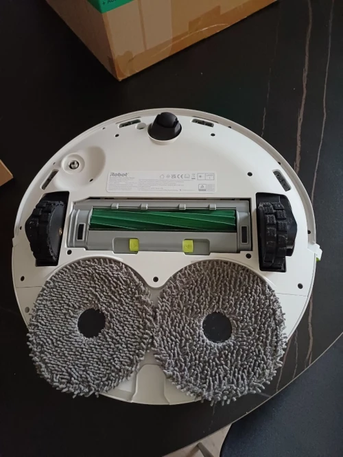 Aspirateur Roomba Plus 405