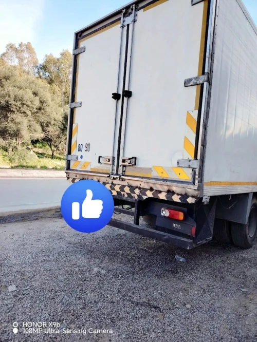 Renault Midlum 240 dxi 2013