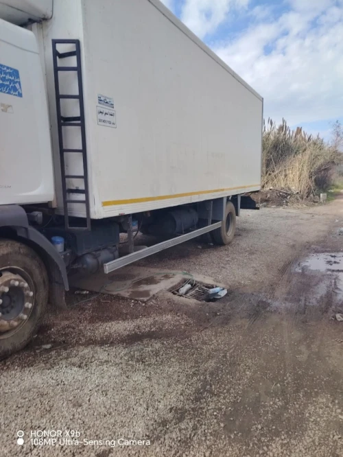 Renault Midlum 240 dxi 2013