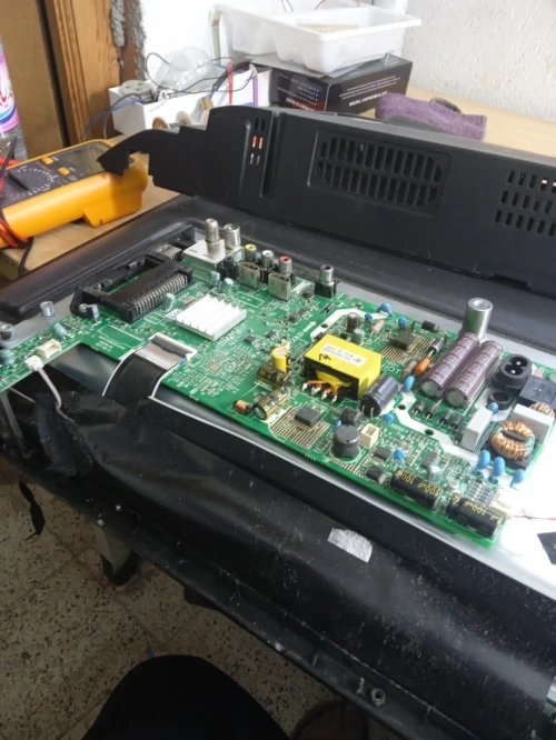  Reparation  ( Tv ancien model et écran plat led ) à domicile 