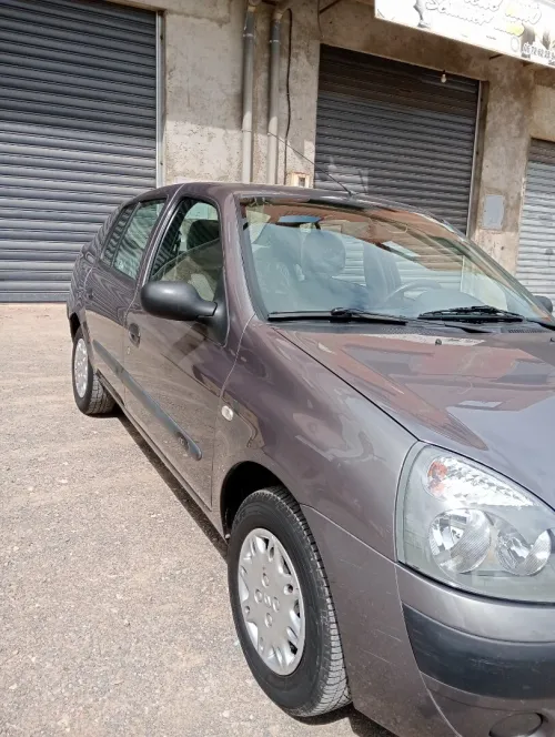 Renault Clio Classique 2004 La base