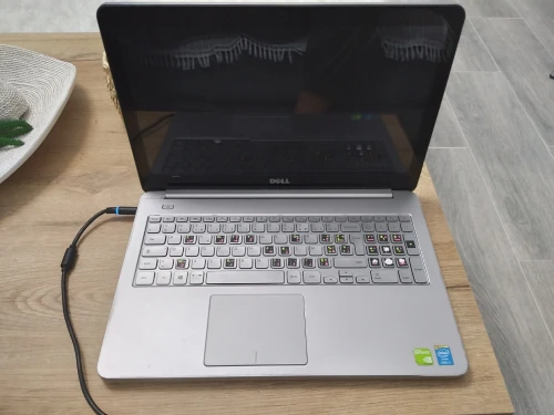 DELL Inspiron 15 série 7000