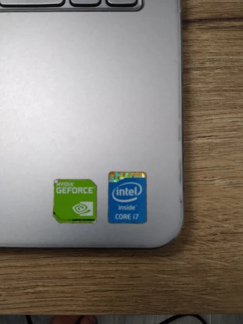 DELL Inspiron 15 série 7000