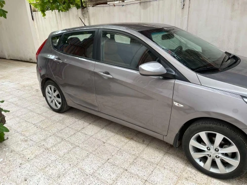 Location de voiture كراء السيارات