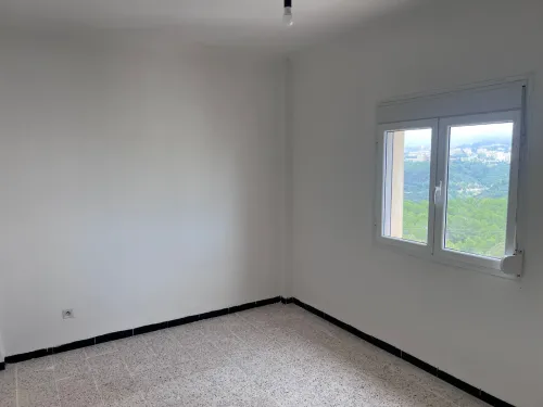 Location Appartement F4 Alger Bouzareah