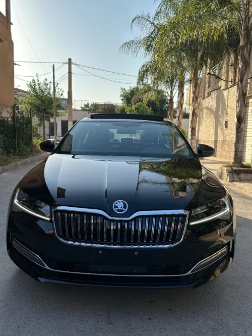 Skoda Superb 2025 