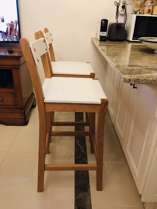 02 chaises hautes + tabouret escabeau de cuisine 