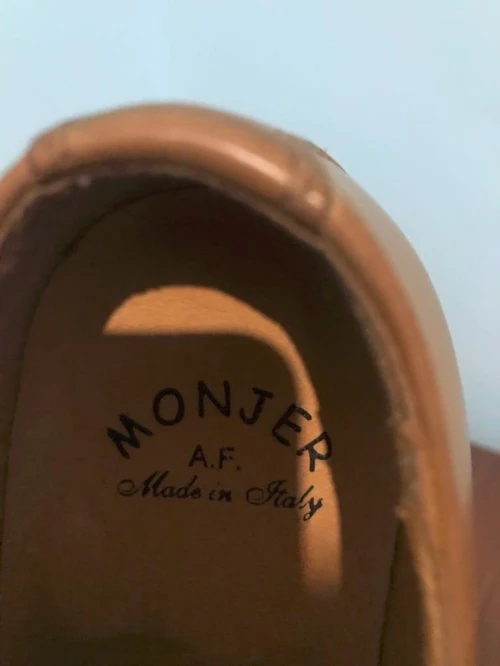 Paire de chaussures homme