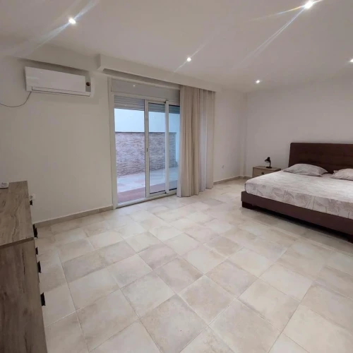 Location Appartement Niveau de villa F3 Alger Hydra