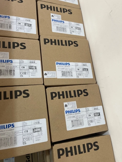 TUBES NEONS PHILIPS  FLUORESCENT ( MADE IN POLAND )