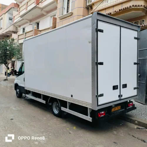 IVECO C15 35-150 Contenaire 2018