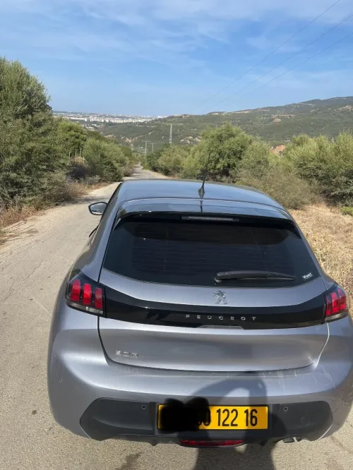 Peugeot 208 2022 Active Facelift