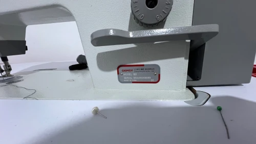 Machine à coudre 