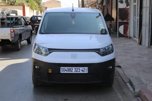 Fiat Doblo 2023 Tolé