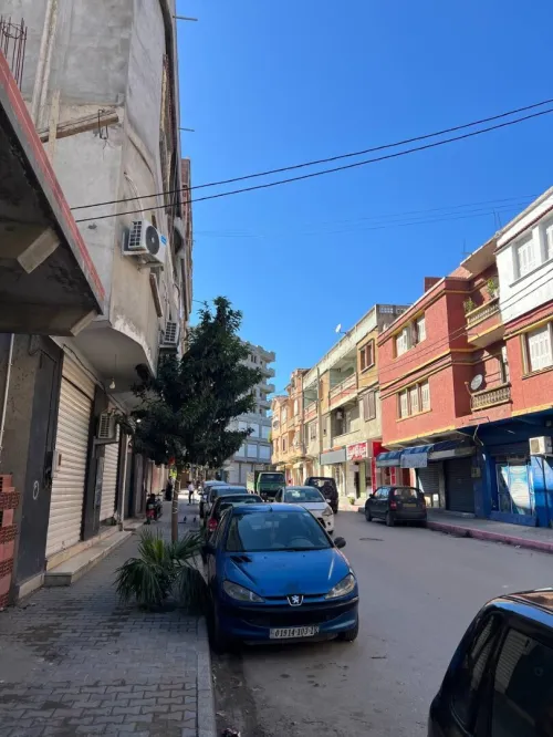 Location Local Jijel Taher