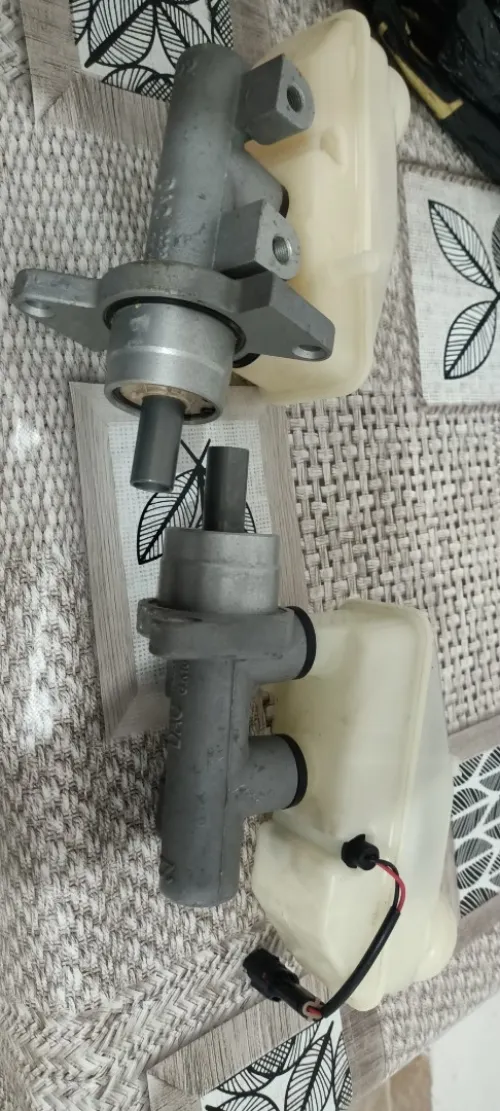 Pompe de frein d'origine aveo 1.5