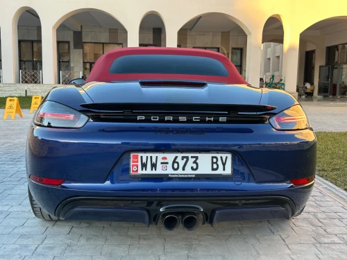Porsche Boxster 718 2025 Style plus édition carbone