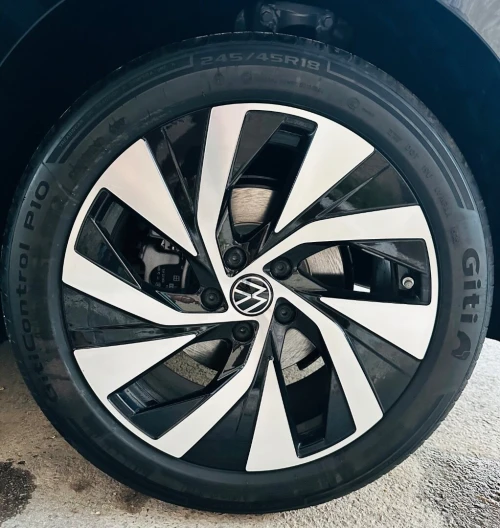 Volkswagen Passat 2026 PRO