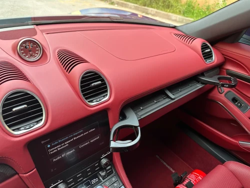Porsche Boxster 718 2025 Style plus édition carbone