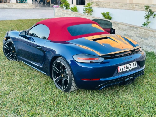 Porsche Boxster 718 2025 Style plus édition carbone