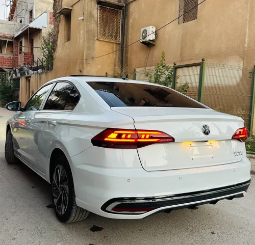 Volkswagen Bora 2025 300 Tsi