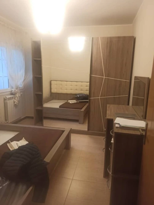 vends chambre à coucher