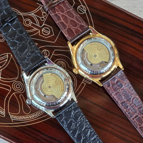 Montre Jaegre le Coultre Ultra Thin Date Maron