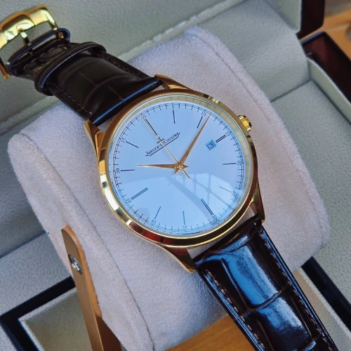 Montre Jaegre le Coultre Ultra Thin Date Maron