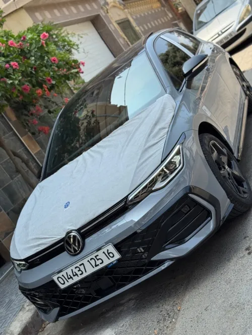 Volkswagen Golf 8 2025 R-Line