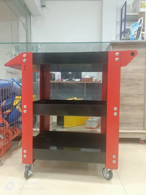 Chariot Mécanicien professionnel à  3 plateaux avec porte outils 