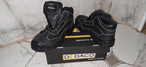 Chaussure de sécurité حداء الأمان