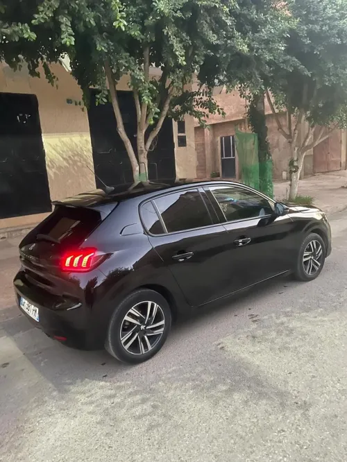 Peugeot 208 2022 Allure Facelift