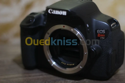 Canon 700d et 50mm 1.8  20k click