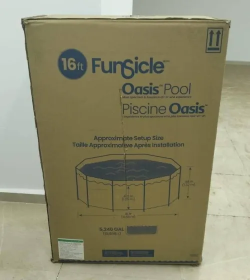 Piscine oasis avec échelle et filtre 