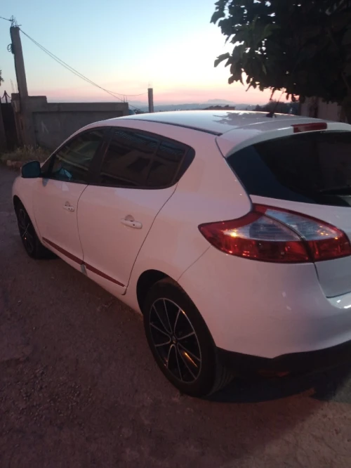 Renault Megane 3 2015 New Play