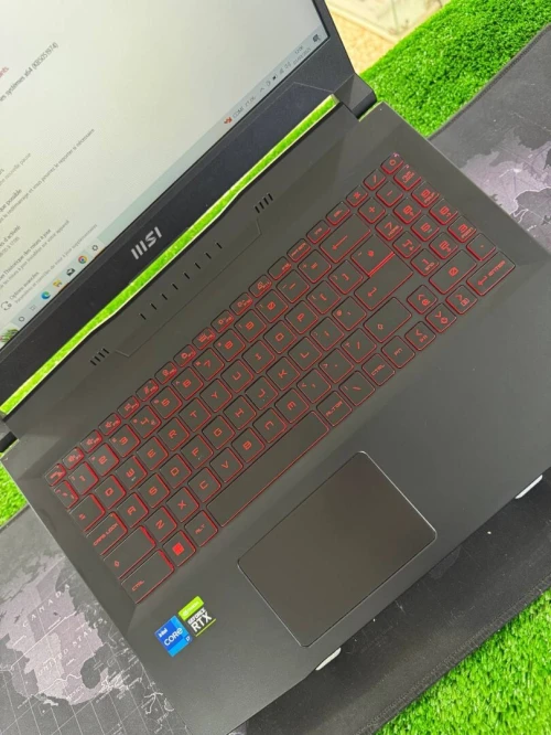 MSI Katana GF66 11UG /  I7-11800H /  RTX 3070 DDR6 ( 8GB) / 16GB ram