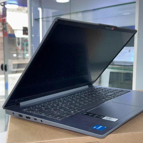 Laptop LENOVO IDEAPAD SLIM 2023 Sous emballage jamais utiliser
