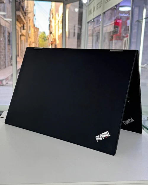 Laptop LENOVO THINKPAD X1 YOGA 360 / i5-7eme gnr / 16GB RAM / 256 SSD