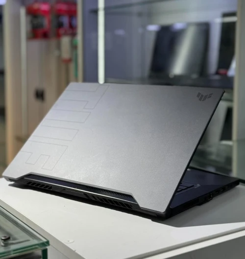 Laptop Gaming ASUS TUF F15 / cpu : i7-11450H / 16Go DDR4 / 512 SSD NVME / RTX 3070