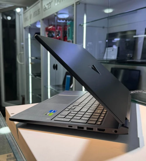 Laptop Gaming HP VICTUS 16 / I7-13650 HX / RTX4060