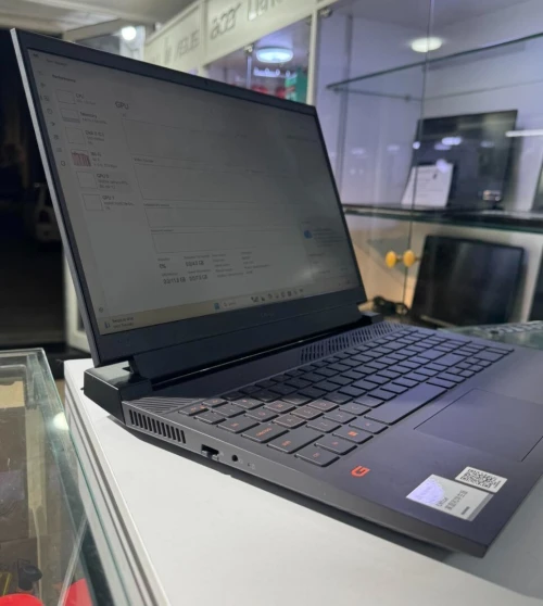 Laptop Gaming DELL G15 5520