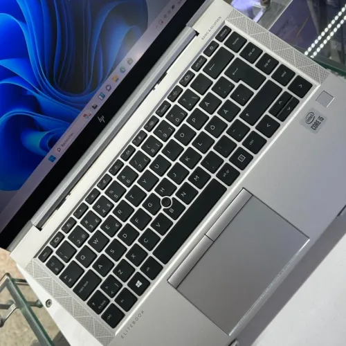 HP ELITEBOOK G7 840 / I5-10GNR / 16 GB RAM / 256 SSD 